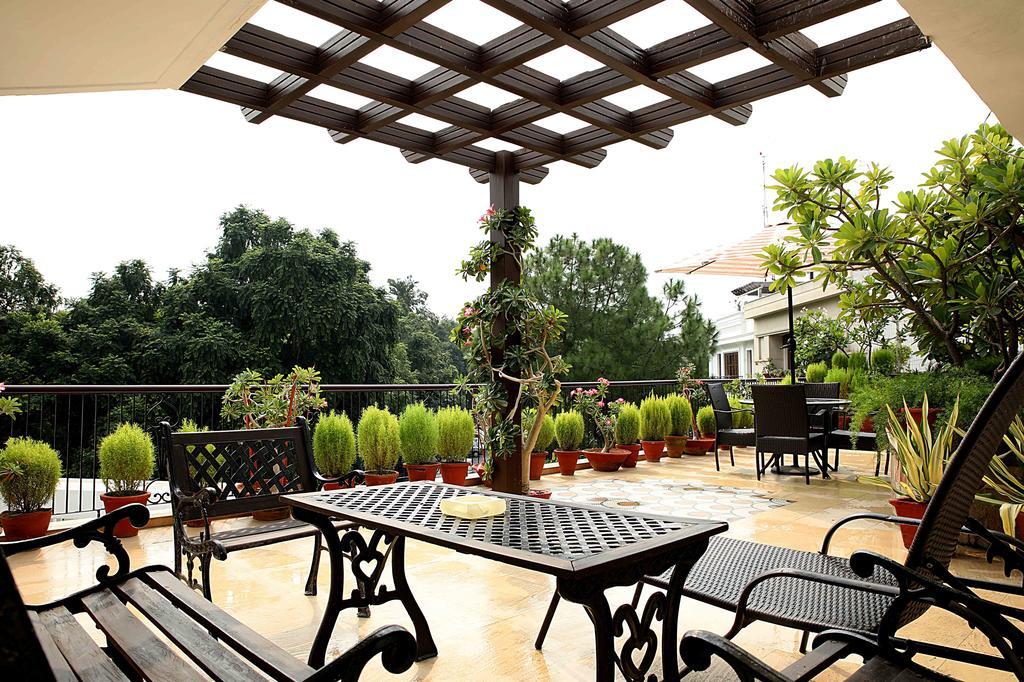 Hotel Ahuja Residencia Golf Links Nueva Delhi Exterior foto