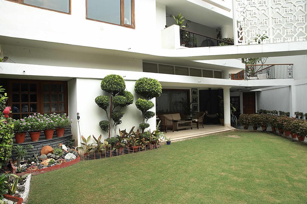 Hotel Ahuja Residencia Golf Links Nueva Delhi Exterior foto