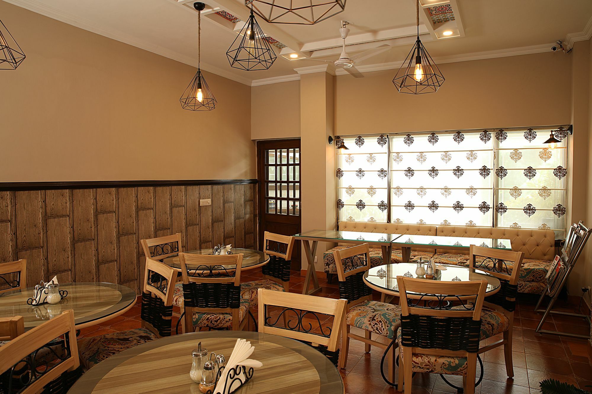 Hotel Ahuja Residencia Golf Links Nueva Delhi Exterior foto