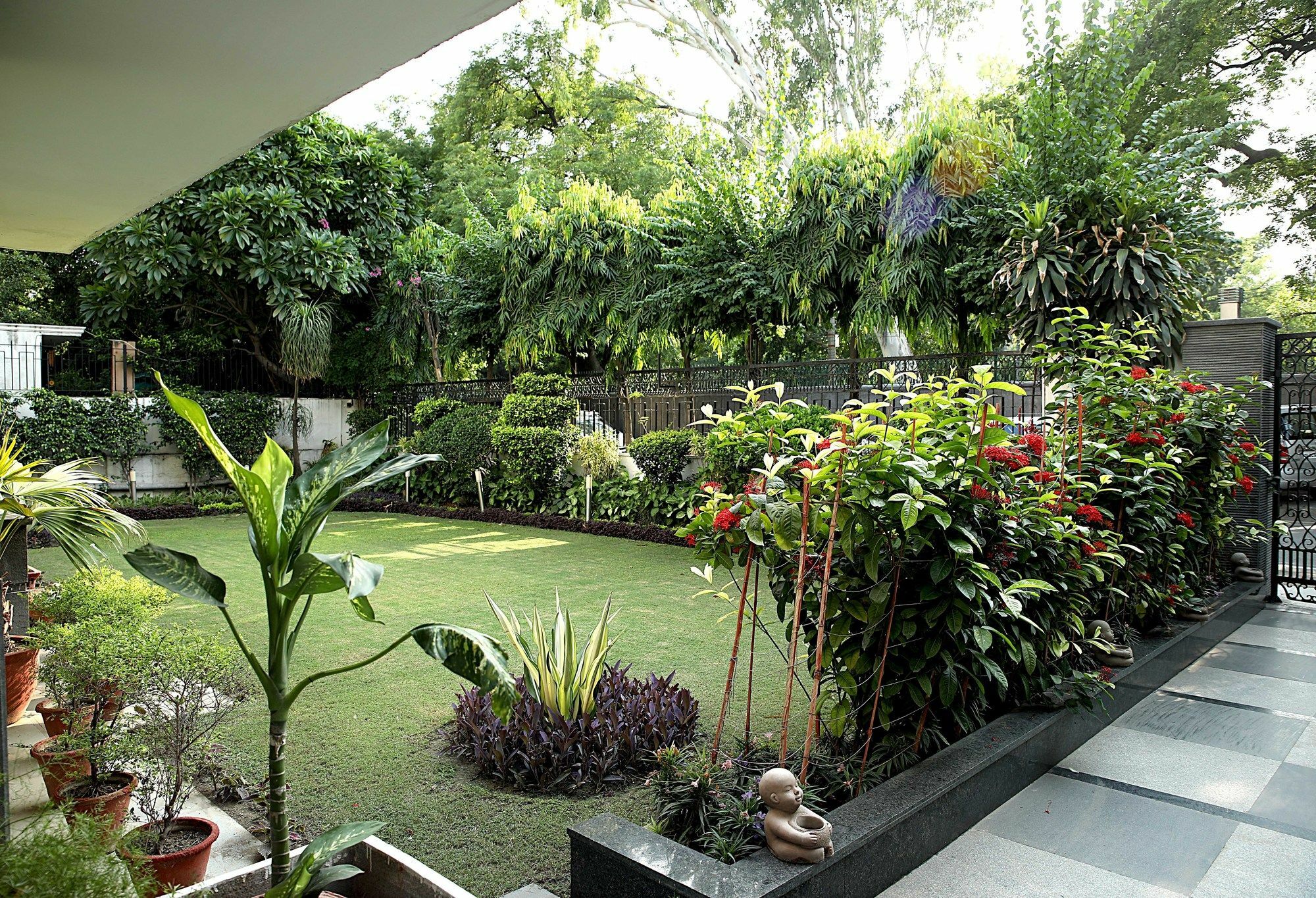 Hotel Ahuja Residencia Golf Links Nueva Delhi Exterior foto